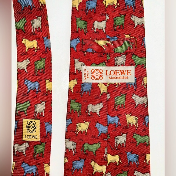100% silk LOEWE tie - Picture 1 of 3